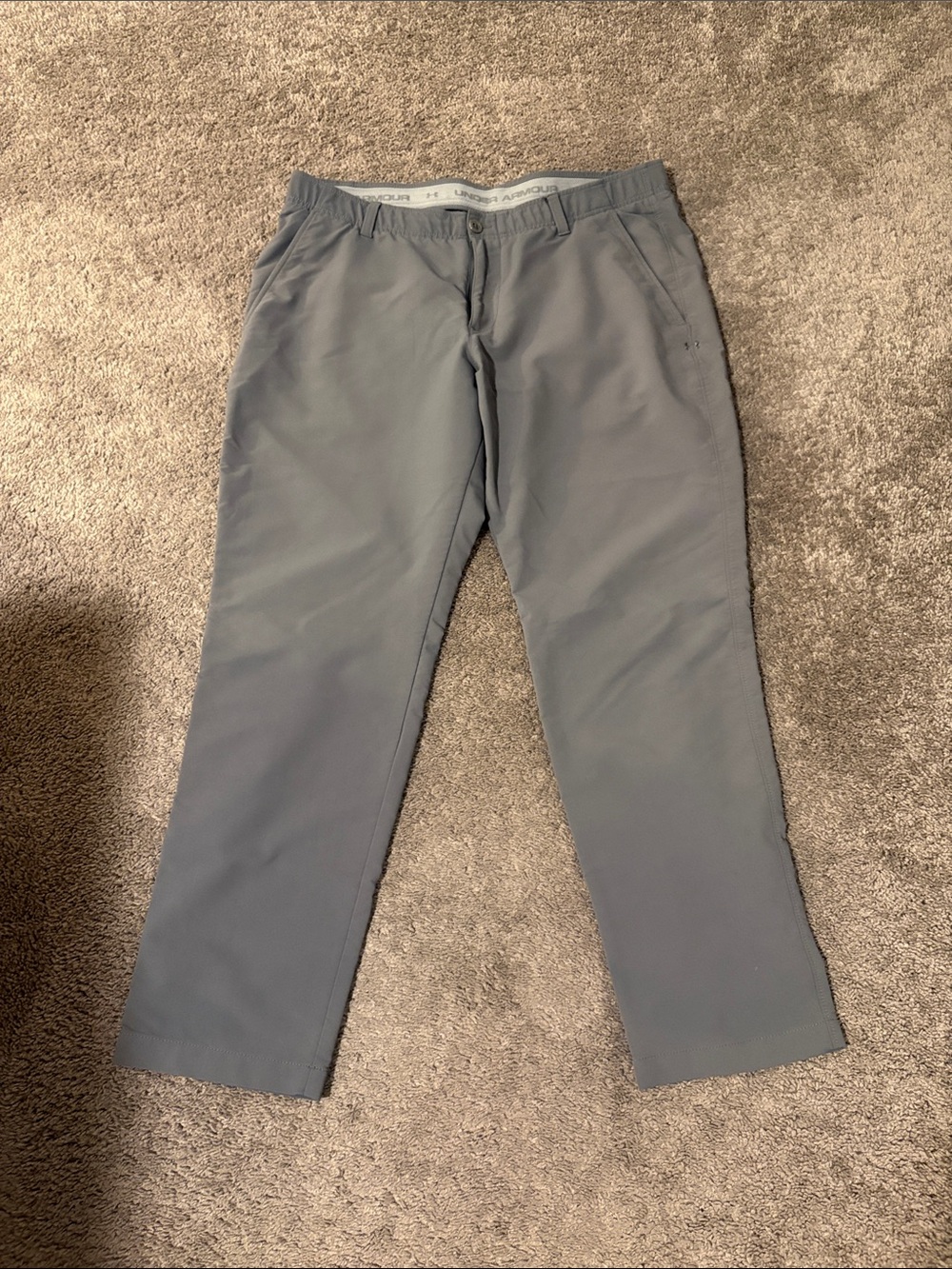 Under Armour Men’s Slate Gray Chino-Style Performance Pants